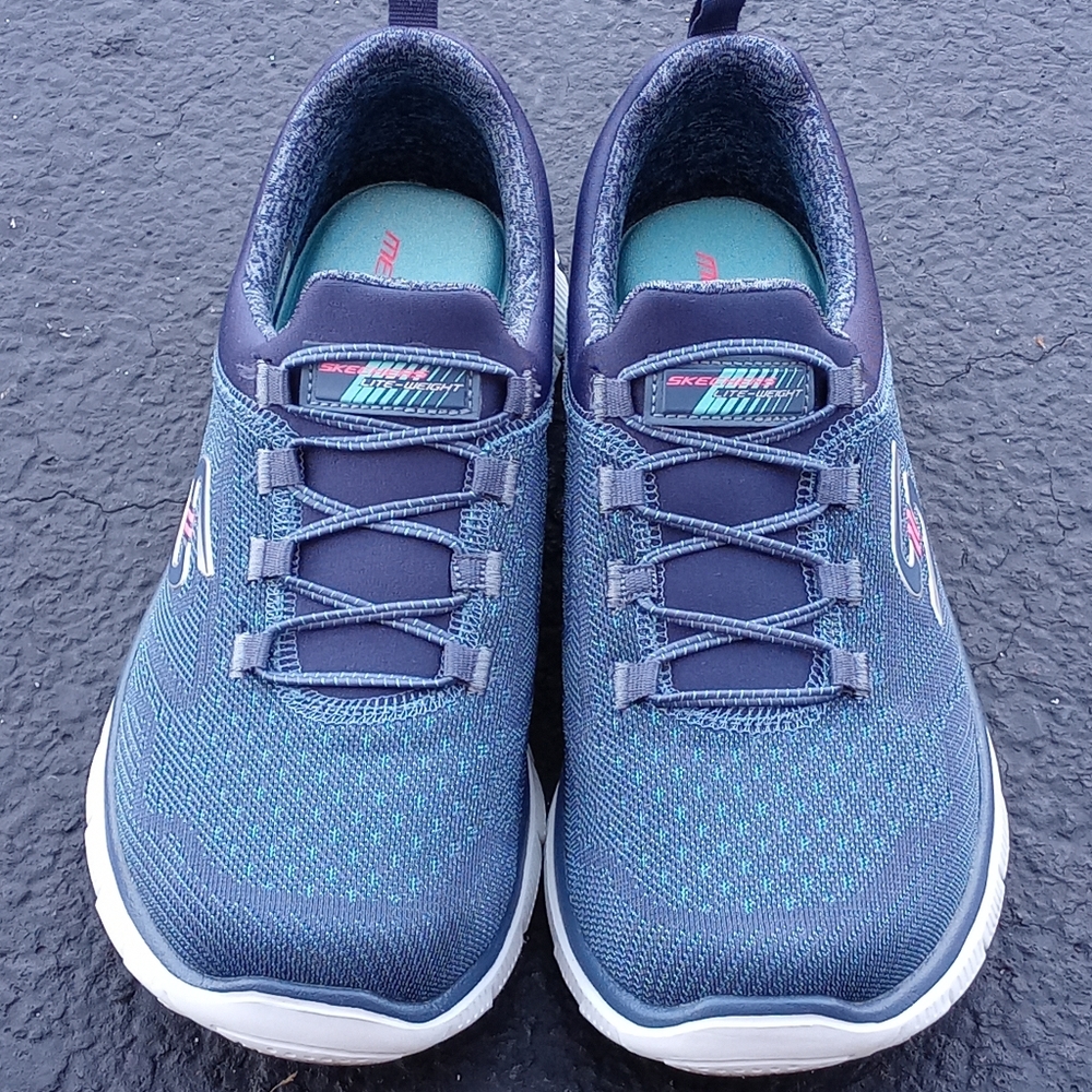 Skechers Memory Foam Slip On Athletic Shoes Size 8